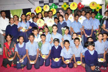 Rashmi Goutham And Getup Srinu At Akshara Kalasha Foundation